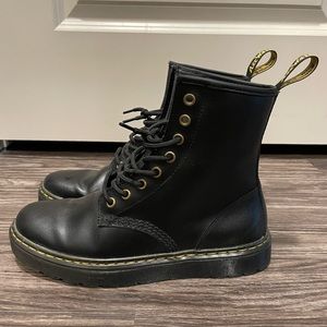 Dr. Martens 1460 WOMEN'S SMOOTH LEATHER LACE UP BOOTS (US 7M / US 8L) - BLACK